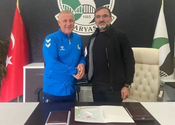 Sakaryaspor, teknik adam Mesut Bakkal ile anlaştı