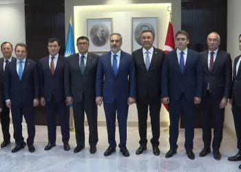 Dışişleri Bakanı Hakan Fidan, Türk Devletleri Teşkilatı’na üye ülkelerin dışişleri bakan yardımcıları ile görüştü