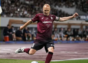 Andres Iniesta, futbolu bıraktığını açıkladı
