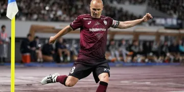 Andres Iniesta, futbolu bıraktığını açıkladı
