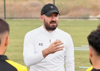 Aliağa FK, teknik direktör Fatih Çardak ile yollarını ayırdı