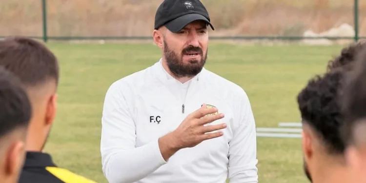 Aliağa FK, teknik direktör Fatih Çardak ile yollarını ayırdı
