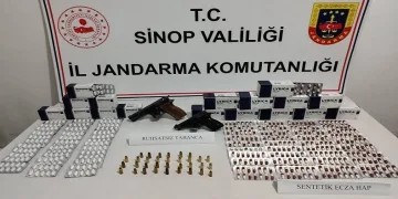 Uyuşturucu hap ve 3 tabanca ele geçirildi