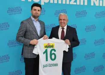 Bursaspor yönetiminden Başkan Şadi Özdemir’e ziyaret