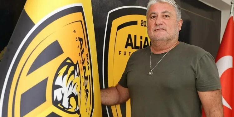 Mesut Toros, Aliağa Futbol Kulübü’nün yeni teknik direktörü oldu