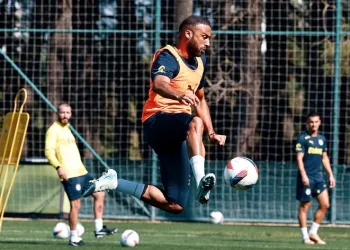 Fenerbahçe, Samsunspor maçı hazırlıklarına devam etti