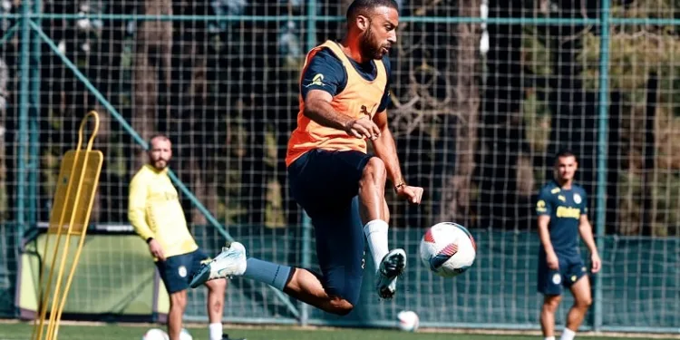 Fenerbahçe, Samsunspor maçı hazırlıklarına devam etti