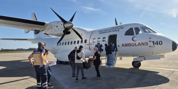 Hava Kuvvetlerine ait ambulans uçak organ nakli bekleyen hasta için havalandı
