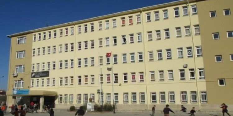 Gemlik’te okulda skandal iddia