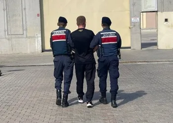 Kesinleşmiş hapis cezası bulunan kişi kordon sefası yapacakken jandarmaya yakalandı