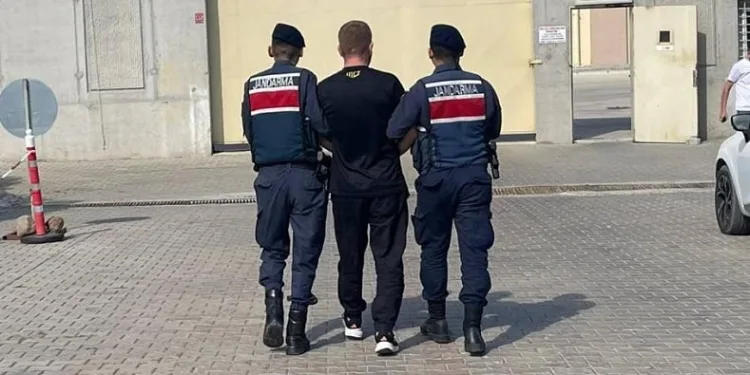 Kesinleşmiş hapis cezası bulunan kişi kordon sefası yapacakken jandarmaya yakalandı