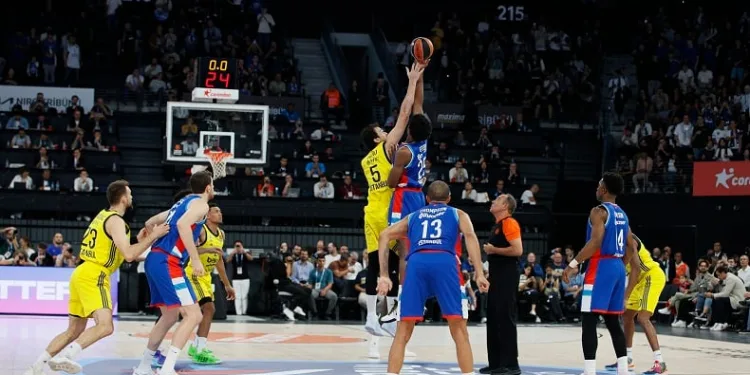 EuroLeague’de Türk derbisinin kazananı Fenerbahçe Beko