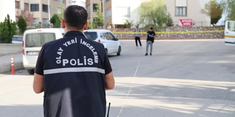 Elazığ’da silahlı kavga: 3 yaralı