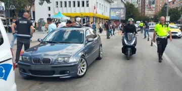 Polis ekiplerinin şok uygulamaları sürüyor