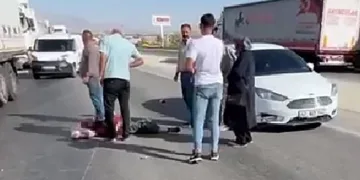 Konya’da otomobil ile motosiklet çarpıştı