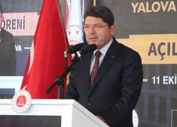 Adalet Bakanı Yılmaz Tunç: “Suç ve suçluyla topyekun milletçe mücadele etmeliyiz”