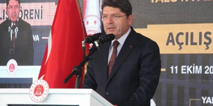 Adalet Bakanı Yılmaz Tunç: “Suç ve suçluyla topyekun milletçe mücadele etmeliyiz”