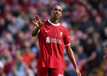 Joel Matip futbolu bıraktığını açıkladı