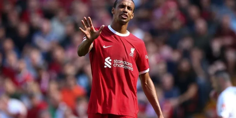 Joel Matip futbolu bıraktığını açıkladı