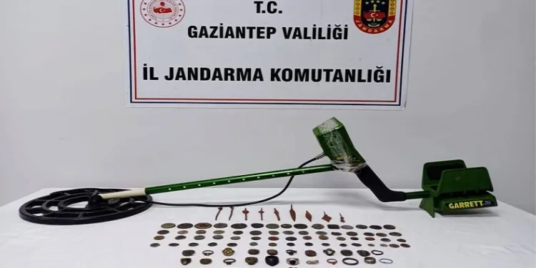 61 adet tarihi eser niteliğinde sikke ele geçirildi