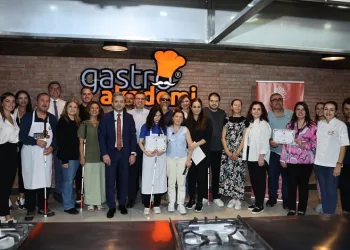 Beyaz Baston Günü’nde farkındalık oluşturan atölye çalışması