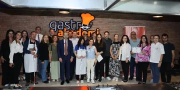 Beyaz Baston Günü’nde farkındalık oluşturan atölye çalışması