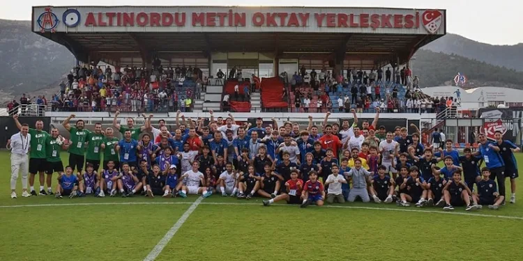 Altınordu, iç sahada 4’te 4 yaptı