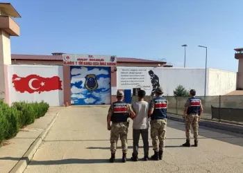 Terör sempatizanına jandarma baskını