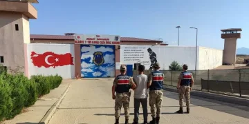 Terör sempatizanına jandarma baskını