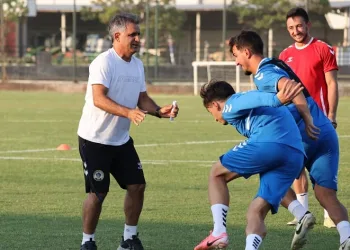 Menemen FK, dış sahada 4’te 4 yaptı