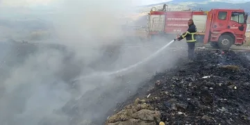 Kırıkhan’da çöplük yangını