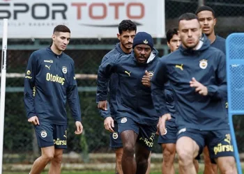 Fenerbahçe, Samsunspor maçı hazırlıklarını sürdürdü