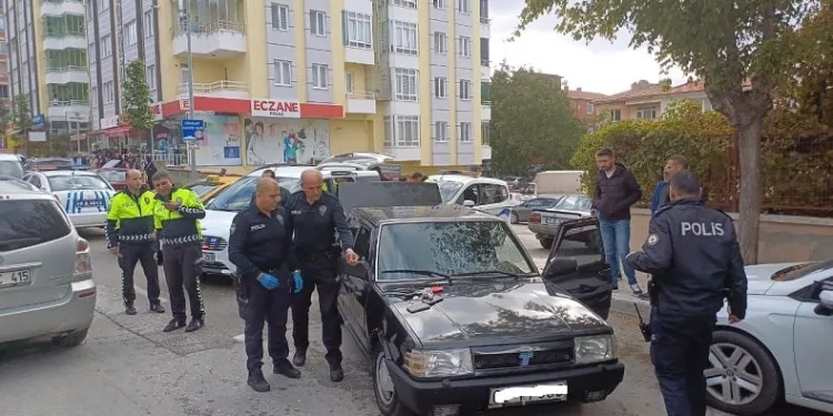 Şüphe üzerine durdurulan araçtan uyuşturucu çıktı