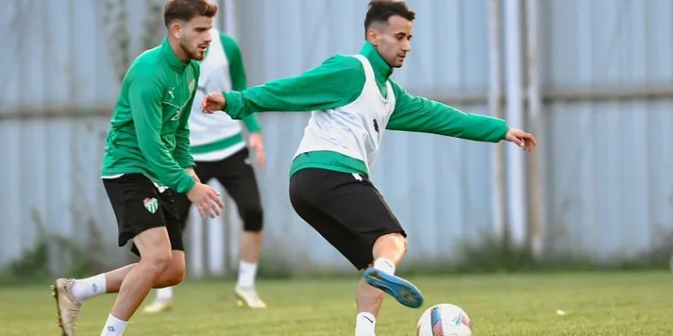 Bursaspor çift kale maç yaptı