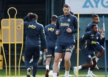 Fenerbahçe, Samsunspor maçı hazırlıklarına devam etti