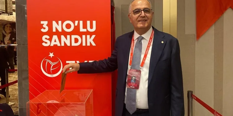 TVF’de Mehmet Akif Üstündağ yeniden başkan