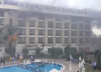 Antalya’da otelde yangın