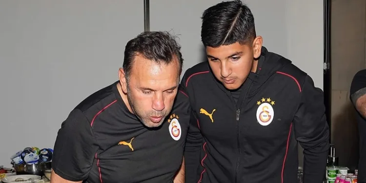 Galatasaray’da Okan Buruk’un doğum günü kutlandı