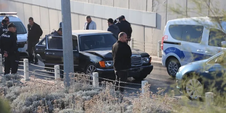 Polisi fark edince kaçan şüpheli, kaza yapınca yakalandı