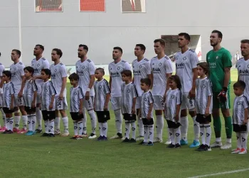 Altay, düşme hattına geriledi