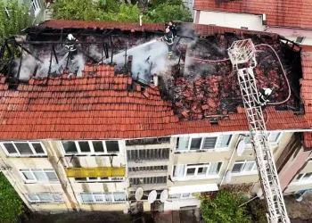 Çatı katında korkutan yangın