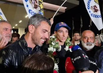 2024 Dünya Superbike şampiyonu Toprak Razgatlıoğlu yurda döndü