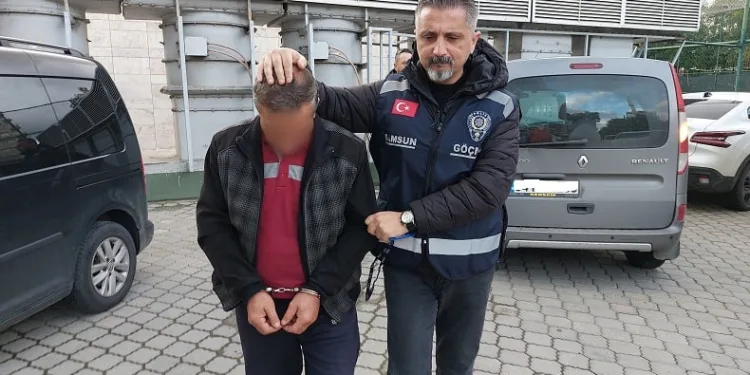 Tırda 40 kaçak göçmen yakalandı: Tır sürücüsü gözaltına alındı