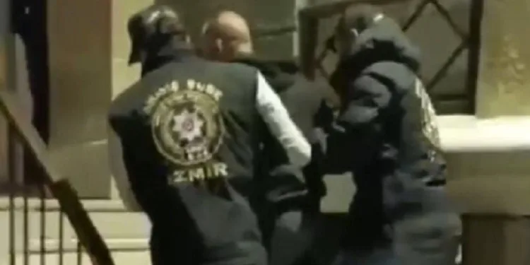 26 yıl hapisle aranan yağmacı kıskıvrak yakalandı