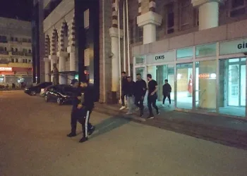 Polis ekipleri göçmen kaçakçılarına göz açtırmıyor