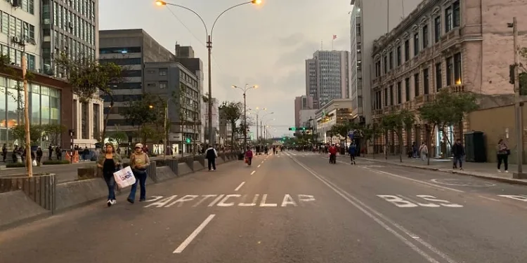 Peru’da şiddet olayları nedeniyle otobüs şoförleri 3’üncü kez greve gitti