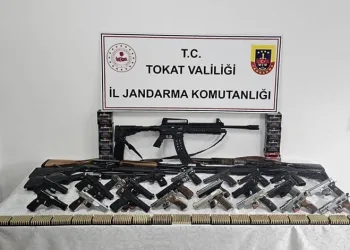 Çok sayıda silah ele geçirildi