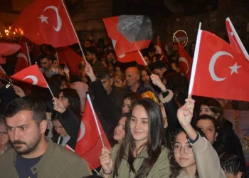 Sinop’ta fener alayı