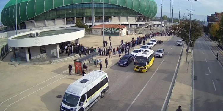 Bursaspor yine kapalı gişeye doğru gidiyor