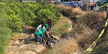 Motosiklet kanala uçtu: 1 ölü